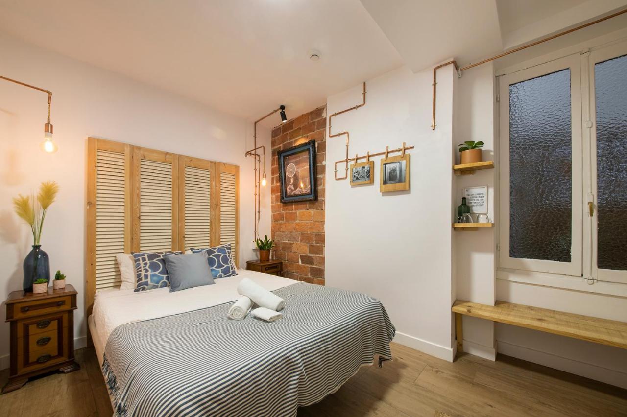 Off Beat Guesthouse - Self-Check-In - Sleep Conscious San Sebastian Exterior photo