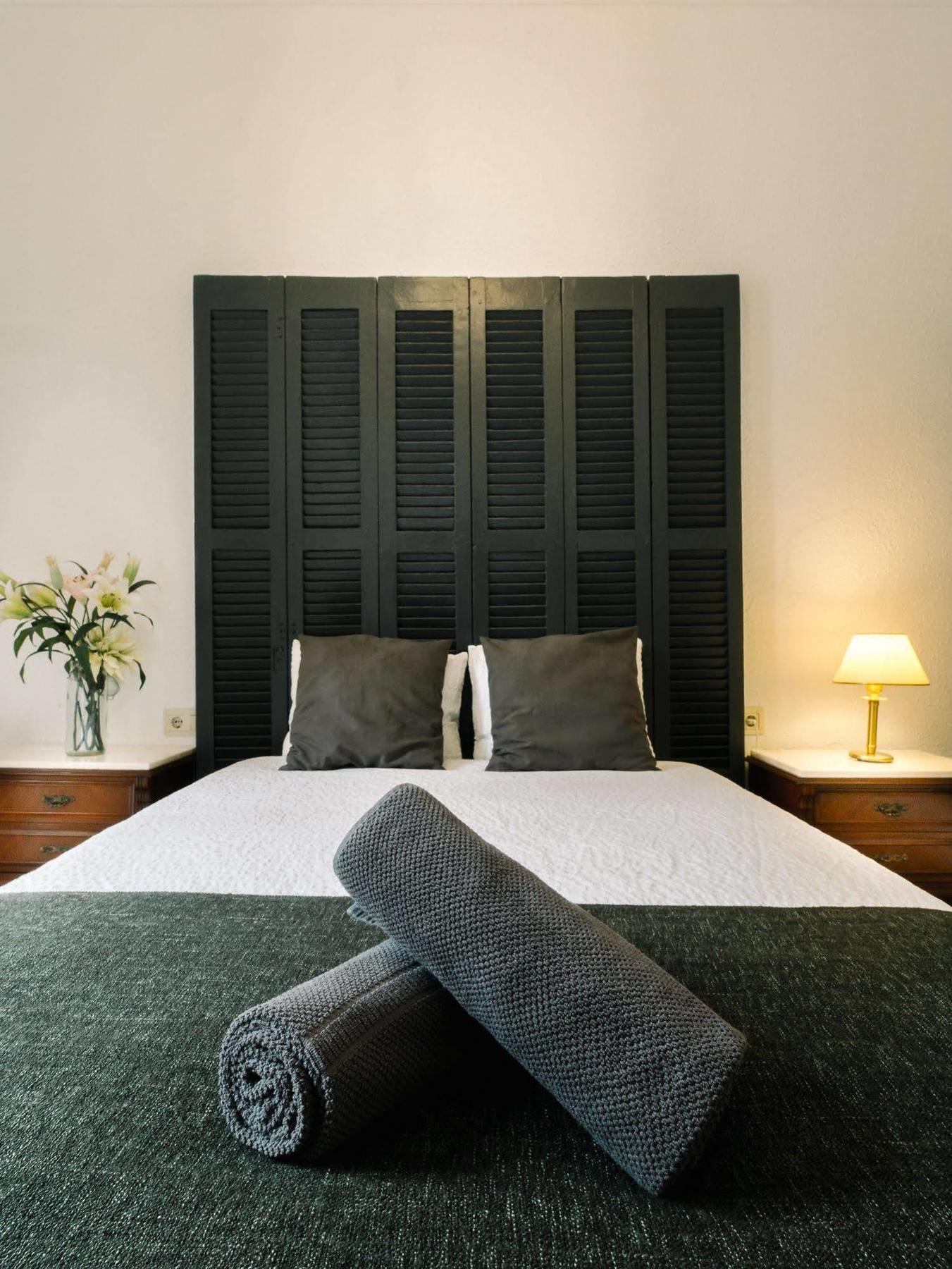 Off Beat Guesthouse - Self-Check-In - Sleep Conscious San Sebastian Exterior photo
