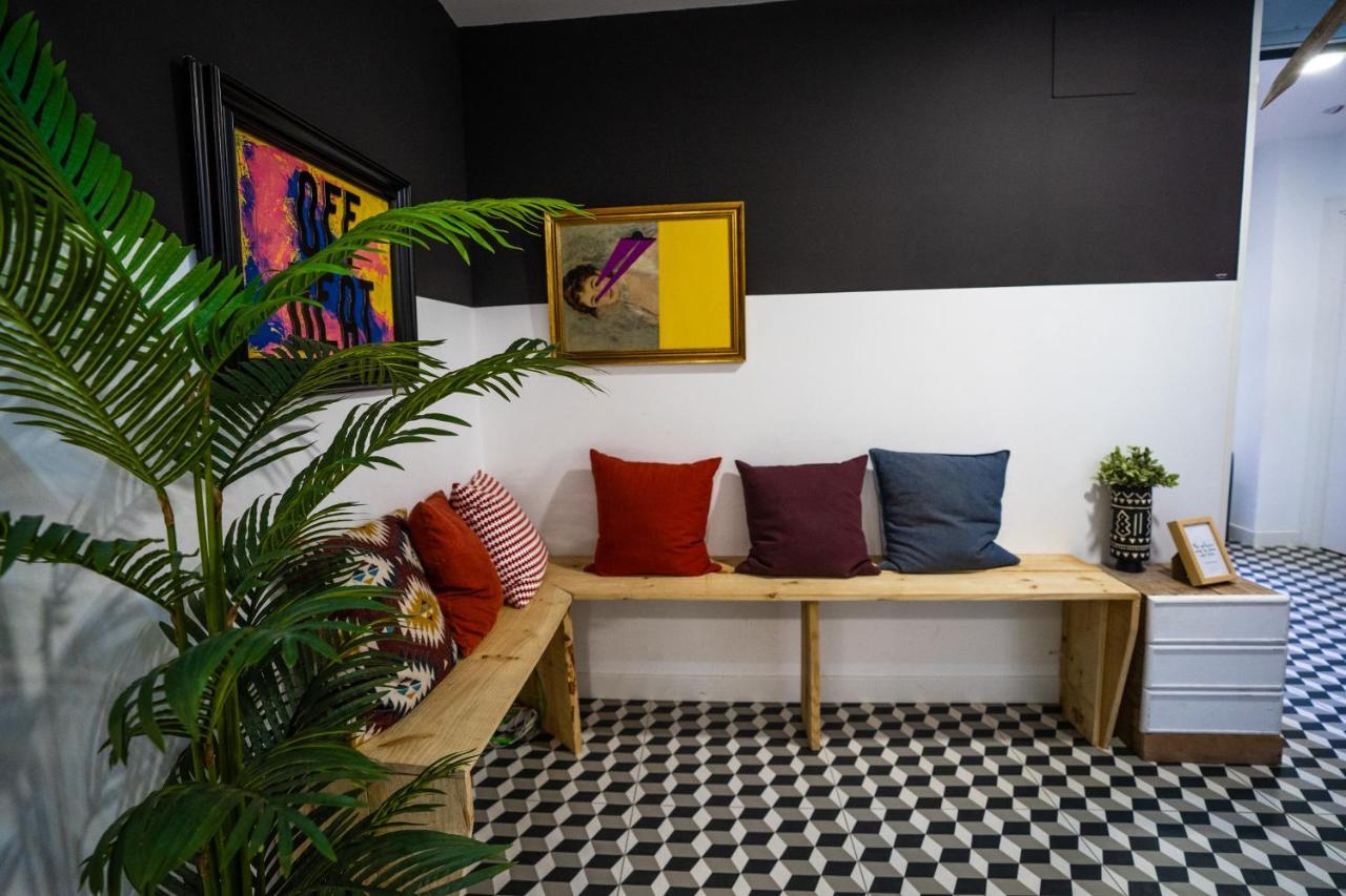 Off Beat Guesthouse - Self-Check-In - Sleep Conscious San Sebastian Exterior photo